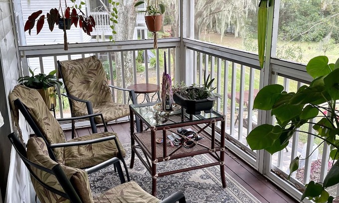 Plymouth Condominio | Quiet and convenient bedroom and private bath by Orlando