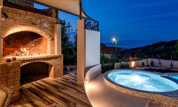 Pitve Casa | Luxury Sea View Villa w Pool, Garden, BBQ in Hvar