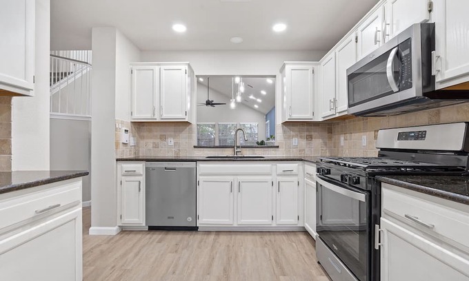 Milwood Casa | Your Home Away Near Downtown Austin & The Domain