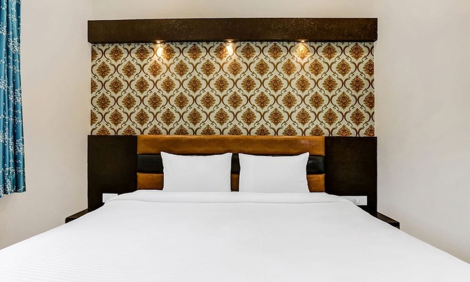 Nerul Hotel | Capital O Hotel Geeta Palace