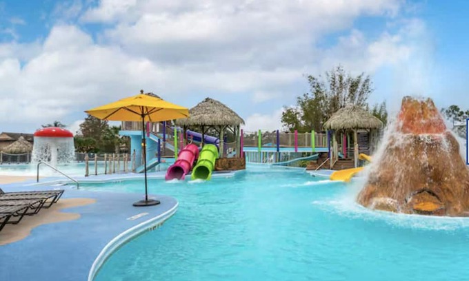 West Kissimmee Complejo | Florida Winter Break/Fun Filled Resort! Luxurious Suites Central to Theme Parks