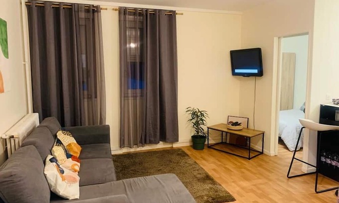 Faubourg de l'Arche Apartamento | Appartement Calme et Chaleureux Proche de Paris