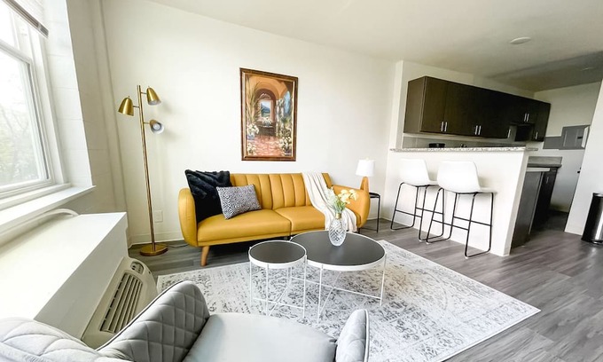 Corryville Apartamento | Sleepover: Luxurious 1BD/1BA + Gym - Cincinnati