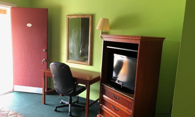 Effie Hotel | RANCH HOUSE MOTEL