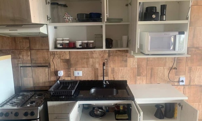 Uberaba Casa | Sobrado Eco City 01 Espaçoso e Confortável Com Wi-fi / Garagem / Sacada