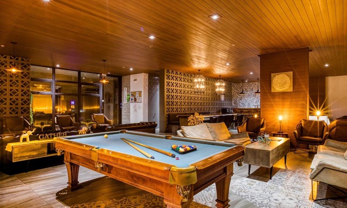 Avenida Revolución Apartamento | Amazing Apt w/a Pvt Balcony: Lounge-B/Center+Gym