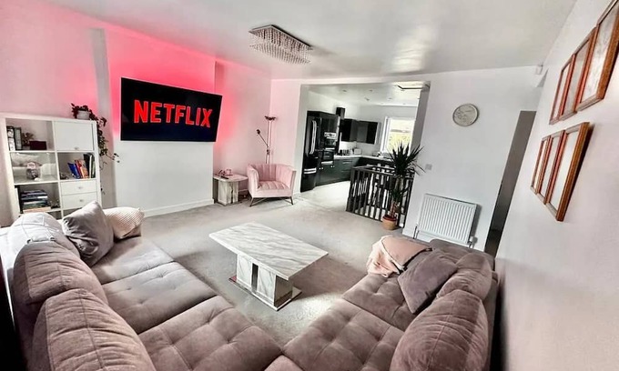 Rochdale Apartamento | Inviting 2-Bed Apartment in Rochdale