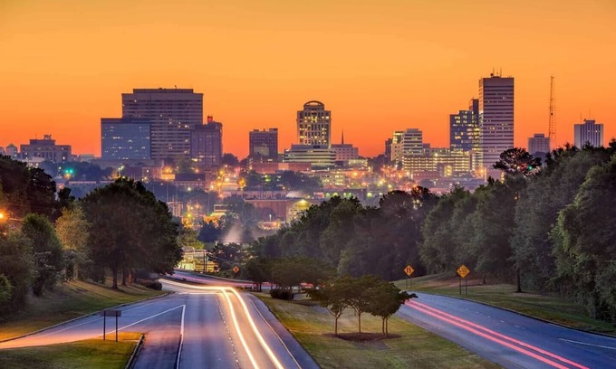 Huntcliff Casa | Spacious Columbia Getaway Minutes to Downtown!