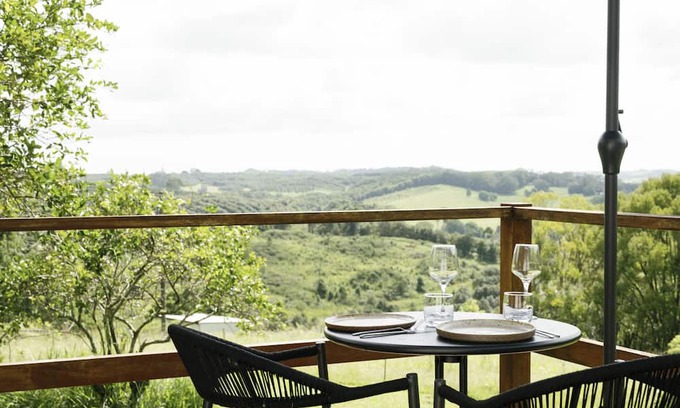 Clunes Cabaña | The Honey Barn. Wabi-Sabi Cottage with Byron Hinterland view.