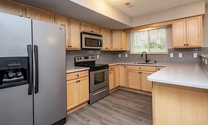 Lincoln Casa | Cozy in Coralville