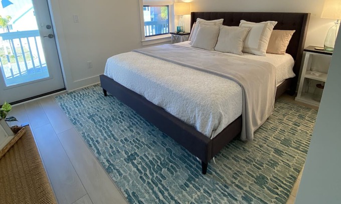 Cape San Blas Casa | Superb 5-bedr home on Cape San Blas w/WiFi, AC, Pool access, 4 min walk to beach