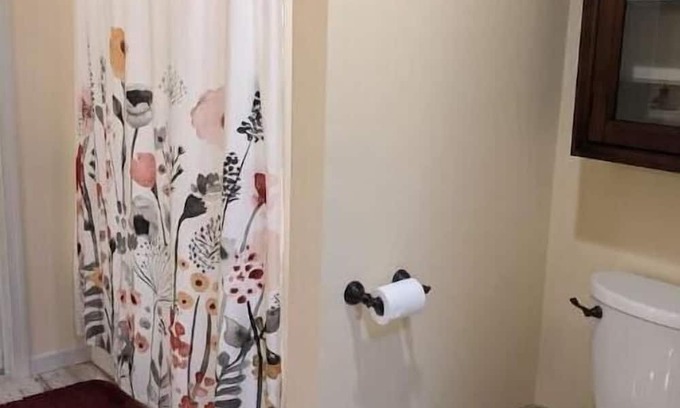 Centre Hall Apartamento | Manor Road Getaway