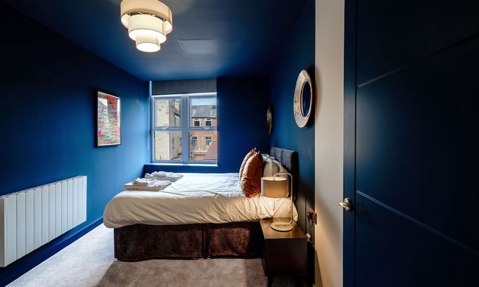 Southport Apartamento | Renaissance 2: 2 BR in Southport's Premier Block