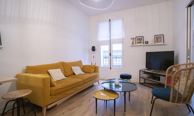 Republique–Point-du-Jour Apartamento | Nice 53 m² near city center