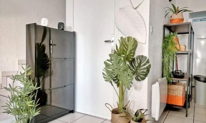 Gerzat Casa | "orange Touche" ~ Calme et Cosy