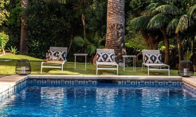 Urbanización el Rosario Villa | LAS ADELFAS: ANDALUSIAN STYLE VILLA WITH SEA VIEW