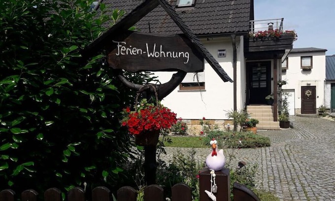 Lohmen Casa | Zschiedrich Modern retreat