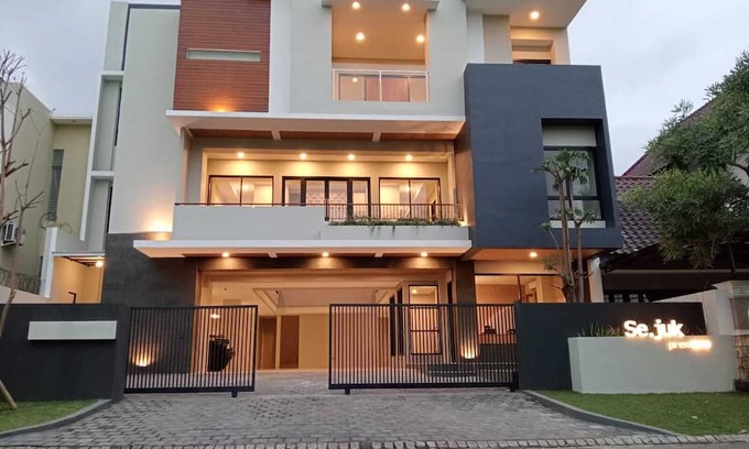 Genitri Casa | Se.juk Premiere