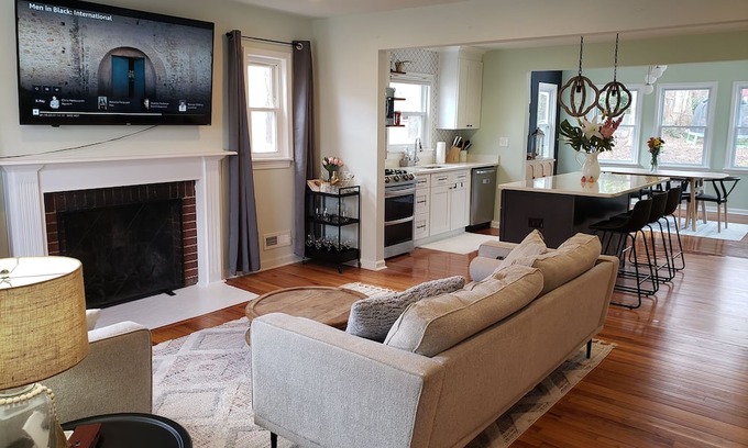 District Heights Casa | Cozy Home in District Heights, MD.