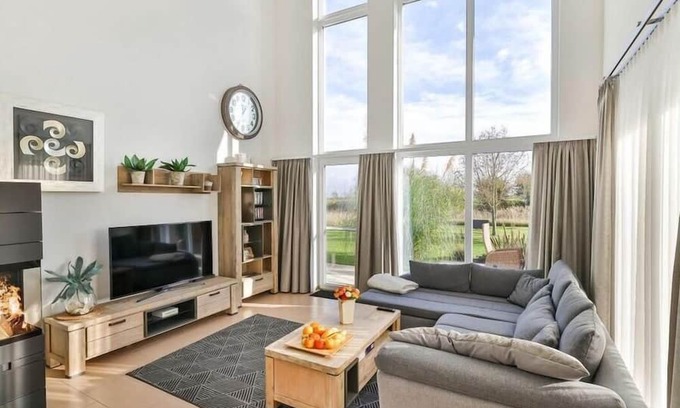 Trent Villa | "Am Gutshof" Modern retreat