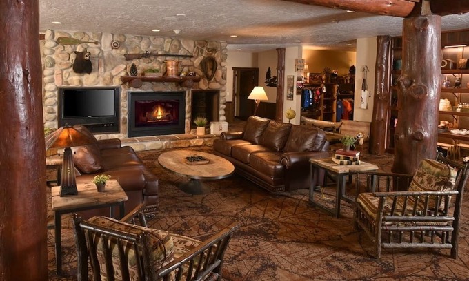 Onalaska Casa | Stoney Creek Onalaska, Theme Suite, Dry Bar, Whirlpool | 3 Units