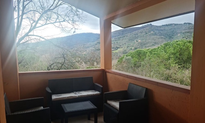 Panicale Casa | Holiday Home 'Casa Vacanza La Quercia A Panicale' with Shared Pool, Wi-Fi and Air Conditioning