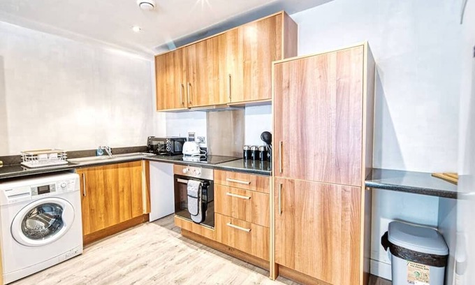 The Westside Apartamento | Guest Homes | Cutlass Court
