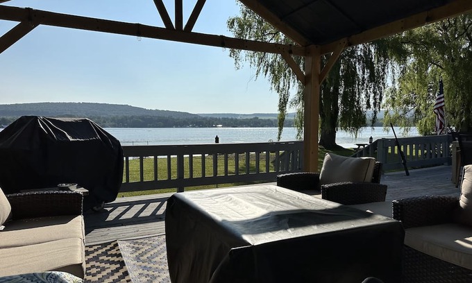Bradford Casa | Wagner Road Retreat-Lamoka Lake