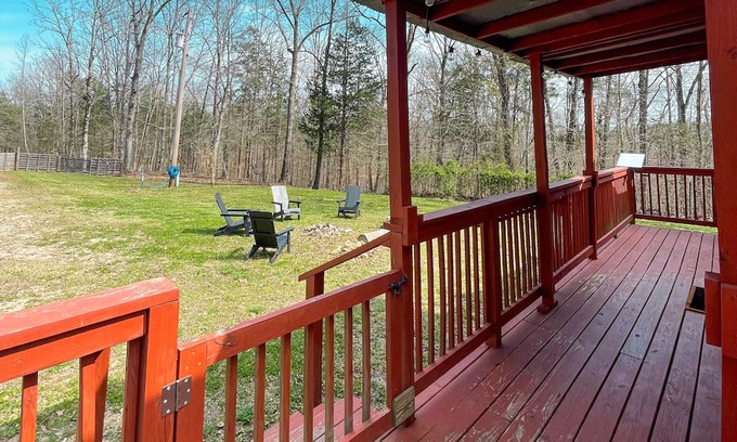 Parsons Cabina | The Self-Care Tiny Cabin near TN River