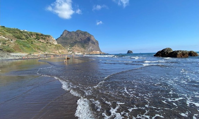 Porto da Cruz Casa | Penha D'Águia Villa by LovelyStay