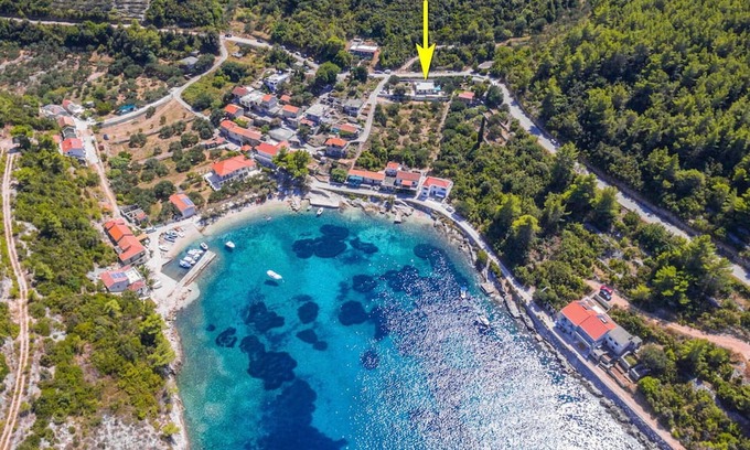 Babina Casa | Wonderful private villa for 4 guests with WIFI, TV, terrace, pets allowed and parking