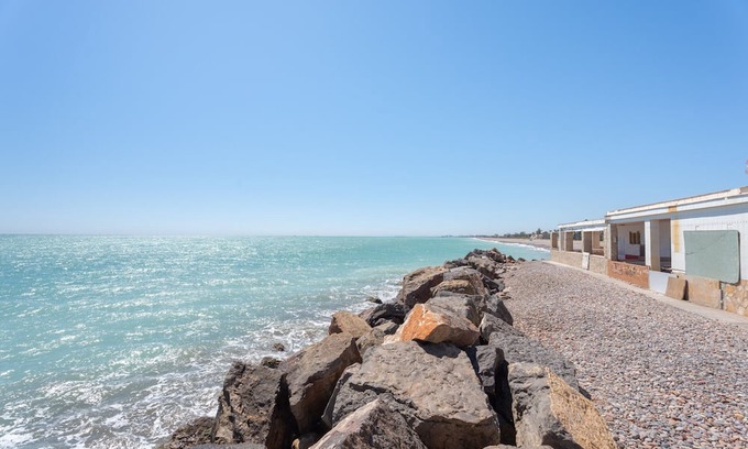 Playa de Almarda Casa | Holiday Home 'casAcamer' with Sea View, Wi-Fi and Air Conditioning