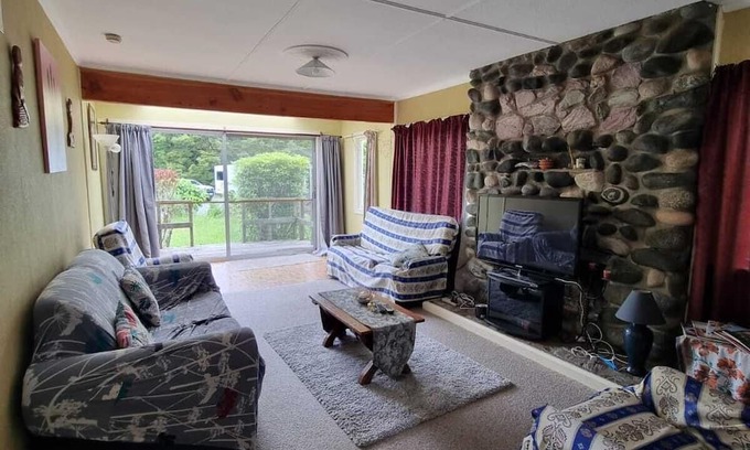 Manapouri Casa | Cosy getaway in Manapouri