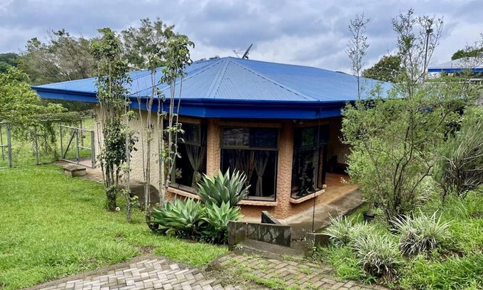 Desamparados Casa | La Choza - 15 min from SJO airport