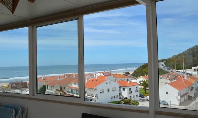 Paredes da Vitoria Condominio | Apartamento c/ Vista Mar - Piscina