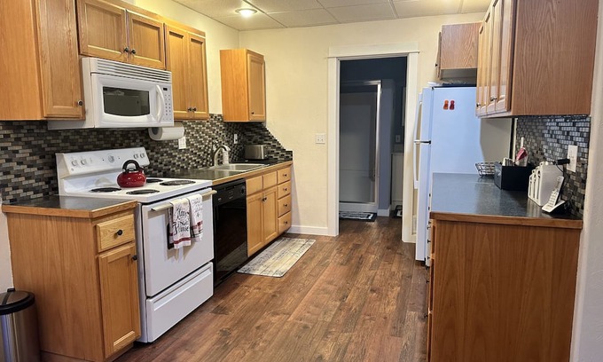 Creswell Apartamento | Private apartment 25 minutes from Hayward Field and the University of Oregon!