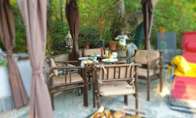 Bad Sulza Casa | Holiday Home 'Tinyhaus Wolkenlos' with Shared Terrace, Wi-Fi and Air Conditioning