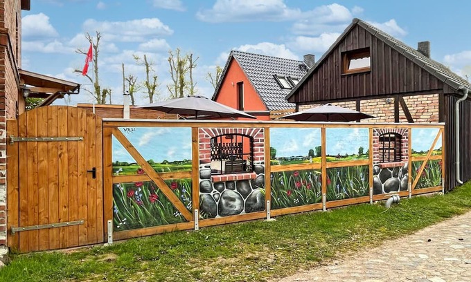Warnitz Apartamento | On the outskirts of Melzow, just a few steps from the forest with extensive, beautiful hiking trails