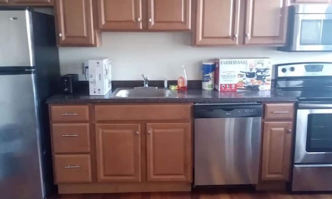Niskayuna Apartamento | 1 bedroom with free parking