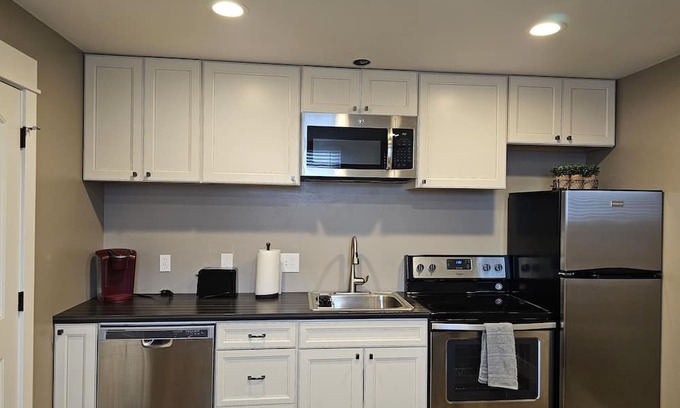 Four Corners Condominio | Simply Stay & Play in this Centrally Located Condo in 4 Corners
