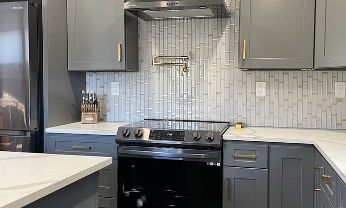 Bellevue Casa | Charming 4-bedroom house in the fabulous Bellevue borough of Pittsburgh