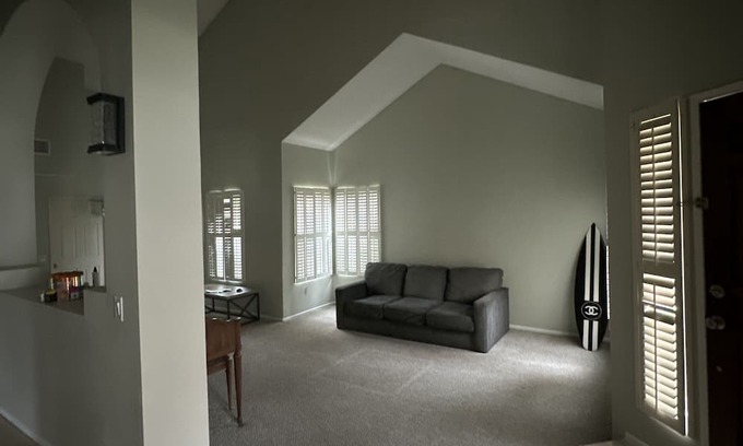 North Hills Casa | Cozy 4-bedroom pool house with WiFi and Fireplaces in lovely Los Angeles Hills