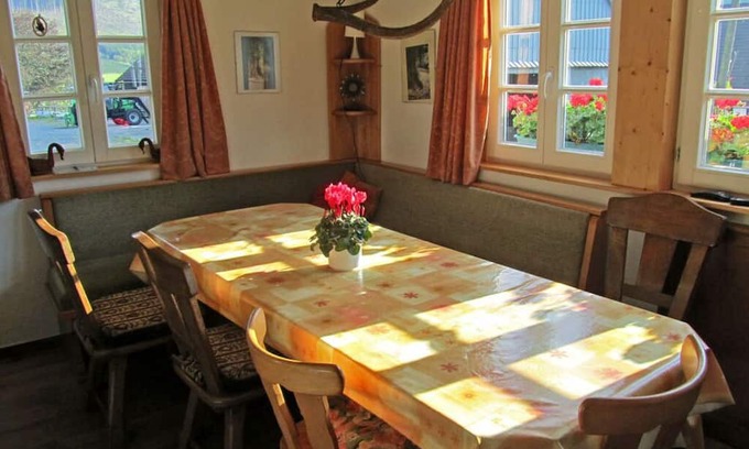 Finnentrop Apartamento | Holiday home Ortmann's Owl's Nest