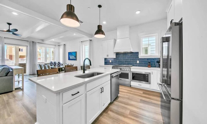 Bid-a-wee Beach Casa | NEW PROPERTY | Magnificent Gulf Views 🌴 Resort Style Community ☀️ Beach 🏖️