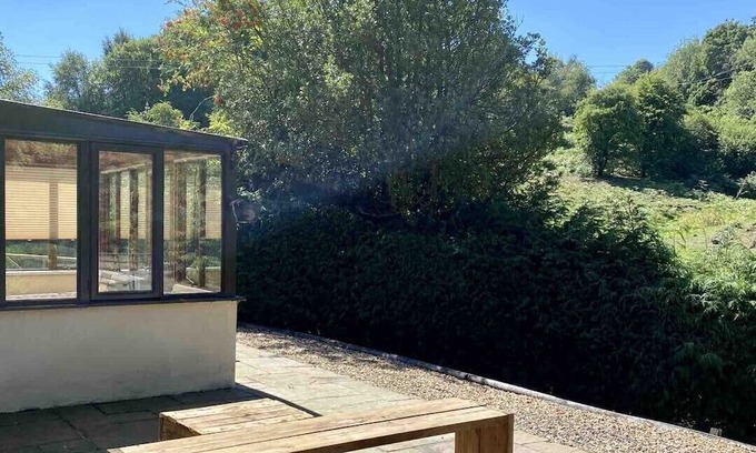 Pontesbury Casa | Spacious countryside retreat at Inglenook Annexe