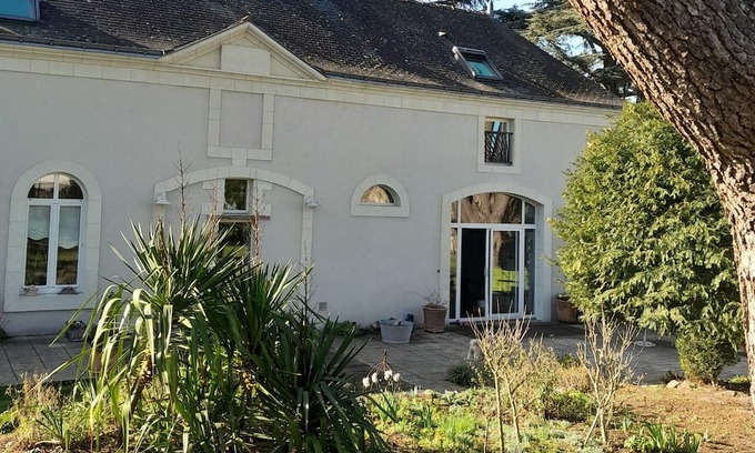 Montjean-sur-Loire Cama Y Desayuno | Maison de Charme Située sur la Loire à Vélo, Proche de Toutes Commodités