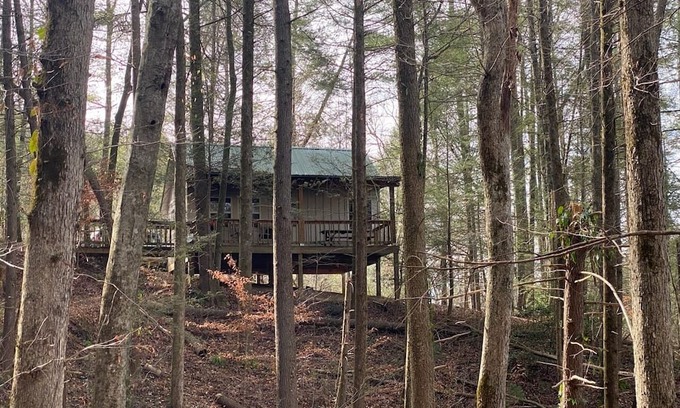 Reliance Cabina | Back of Beyond.... A secluded cabin between the Hiwassee and Ocoee Rivers