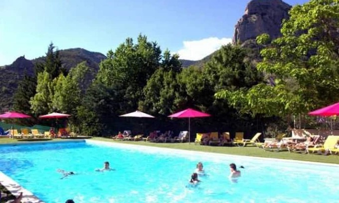 Orpierre Casa | Camping 4 étoiles - Piscine - eeeadh