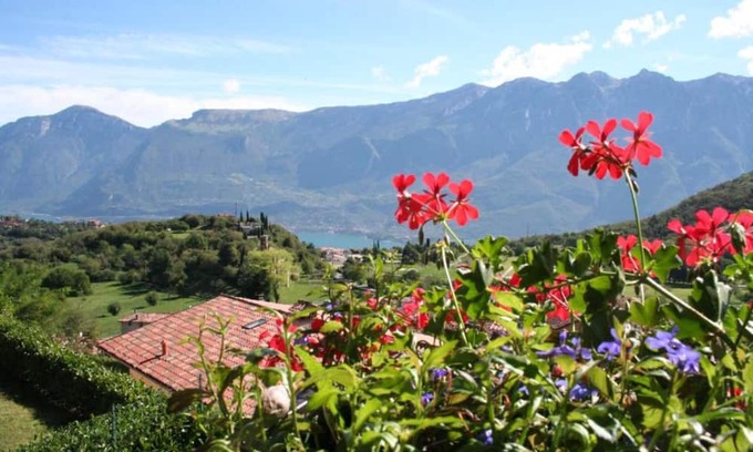 Prabione Apartamento | Apartment 'Angelica 3' with Lake View, Balcony and Wi-Fi
