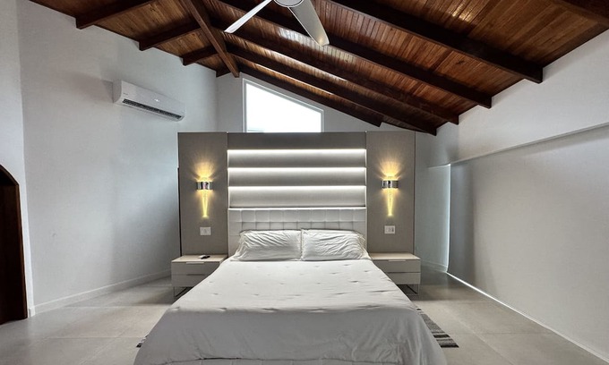 Cerro Plano Casa | Ocean front Luxury private home in Jaco Beach!